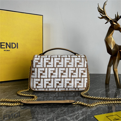 Fen.di BAGUETTE CHAIN MIDI Natural Straw Bag With White FF Embroidery