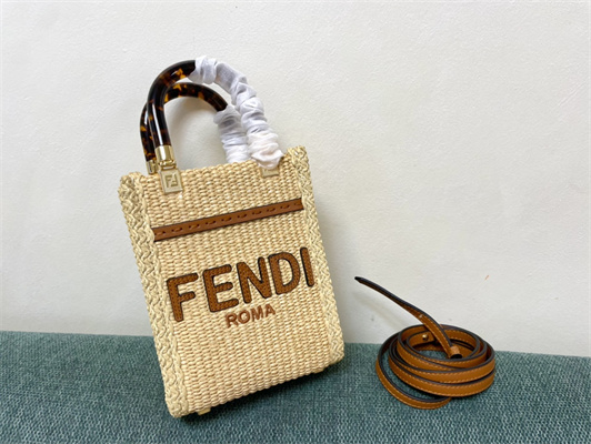 Fen.di MINI SUNSHINE SHOPPER In Natural Straw