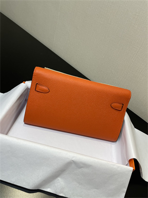 Kelly Classique To Go wallet Epsom Leather Silver Tone Metal In Orange Color HS