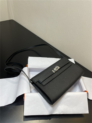 Kelly Classique To Go wallet Epsom Leather Silver Tone Metal In Black Color HS