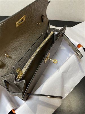 Kelly Classique To Go wallet Epsom Leather Gold Tone Metal In Gris Asphalte Color HS