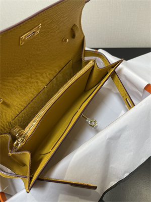 Kelly Classique To Go wallet Epsom Leather Gold Tone Metal In Jaune de Naples Color HS