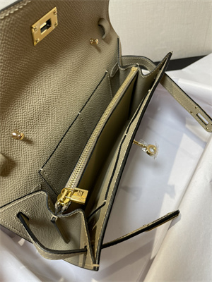 Kelly Classique To Go wallet Epsom Leather Gold Tone Metal In Trench Color HS