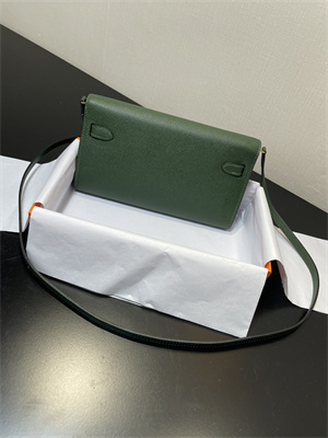 Kelly Classique To Go wallet Epsom Leather Gold Tone Metal In Vert Anglais Color HS