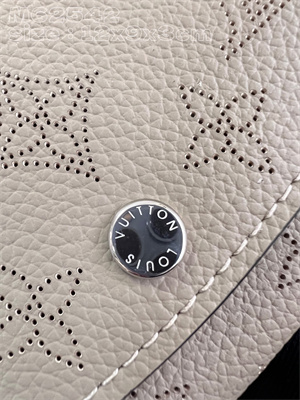 L.V IRIS Compact Wallet Monogram Leather Tourterelle Grey M62542