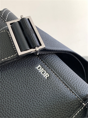 Di.or Saddle Pouch Black Grained Calfskin