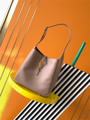 y.s.l le 5 a 7 S*pple small hobo bag in dk beige leather