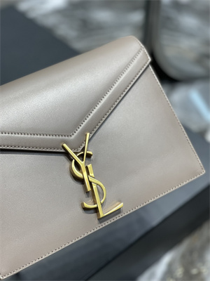 Y.S.L CASSANDRA CHAIN BAG IN BOX SAINT LAUREN Gold Tone Metal Dove Grey Color