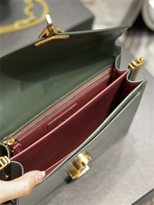 Y.S.L CASSANDRA CHAIN BAG IN BOX SAINT LAUREN Gold Tone Metal Green Color