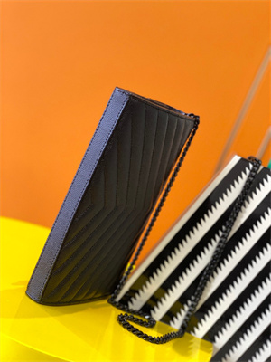 Y.S.L CLASSIC CASSANDRA CHAIN WALLET IN GRAIN DEPOUDRE LEATHER Black Color Black Tone Metal