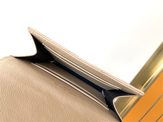 Y.S.L CASSANDRA MATELASS?? SMALL ENVELOPE WALLET IN GRAIN DE POUDRE EMBOSSED LEATHER Beige Color Gold Tone Metal