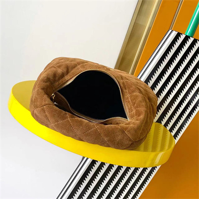 Y*L icarino in quilted suede cognac