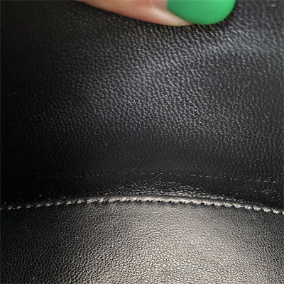 Women’s Hourglass XS Handbag Grained Calfskin In Black-Silver