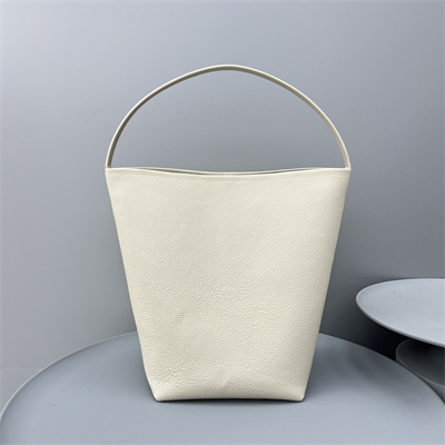 T*e R0w park n/s large tote bag grained calfskin white color
