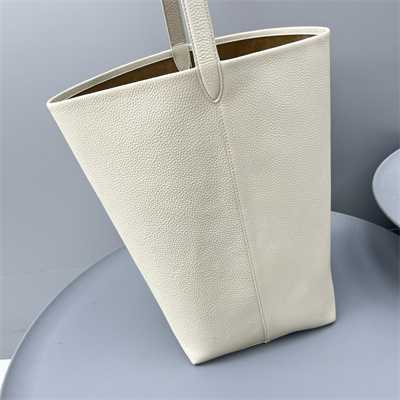 T*e R0w park n/s large tote bag grained calfskin white color