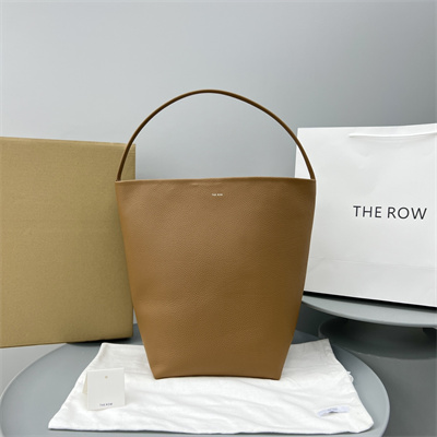 T*e R0w park n/s large tote bag grained calfskin brown color