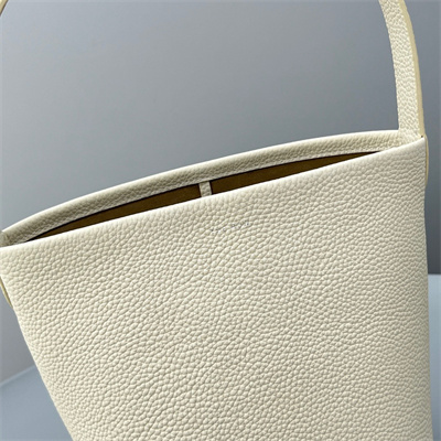 T*e R0w park n/s small tote bag grained calfskin white color
