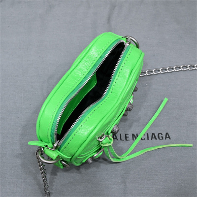 Women’s Le Cagole Heart Mini Bag In Arena Lambskin Green Color