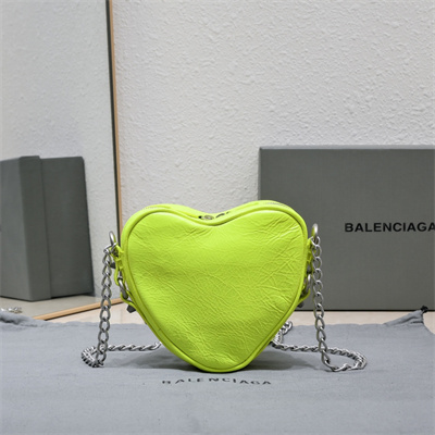 Women’s Le Cagole Heart Mini Bag In Arena Lambskin Fluorescent Green Color