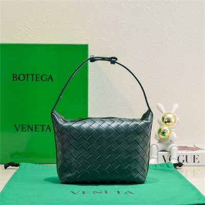 BV Mini Wallace Shoulder Bag In Soft Calfskin Leather Emerald Green Color