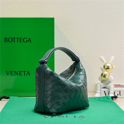 BV Mini Wallace Shoulder Bag In Soft Calfskin Leather Emerald Green Color