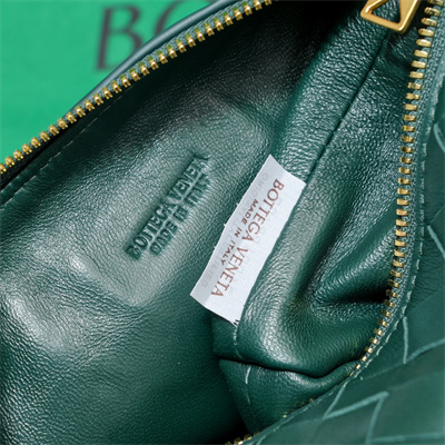 BV Mini Wallace Shoulder Bag In Soft Calfskin Leather Emerald Green Color