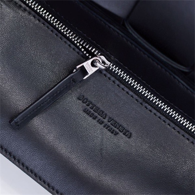 BV Cassette Cross Body Bag In Lambskin Black Color