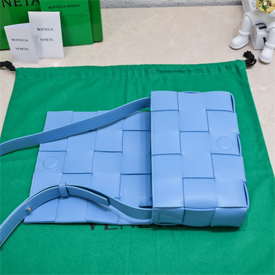 BV Cassette Cross Body Bag In Lambskin Windswept Color