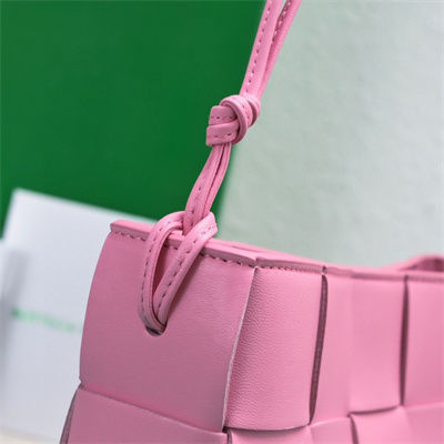 BV Cassette Pouch With Strap In Calfskin Ribbon Color