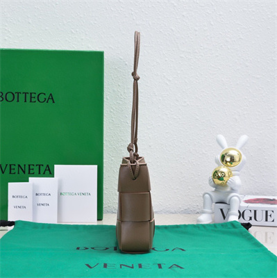 BV Cassette Pouch With Strap In Calfskin Brown Color