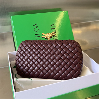 BV Knot Clutch In Lambskin Leather Barolo Color