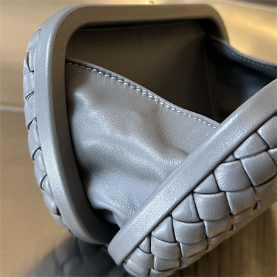 BV Knot Clutch In Lambskin Leather Thunder Color