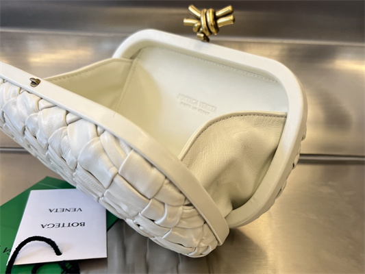 BV Knot Clutch In Calfskin Leather Wrinkled White Color