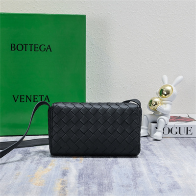 BV Mini Andiamo Shoulder Bag In Lambskin Leather Black Color