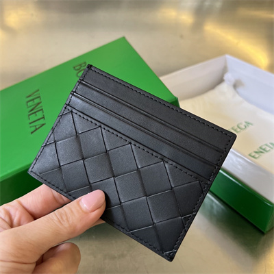 BV Card holder In Calfskin Leather Black