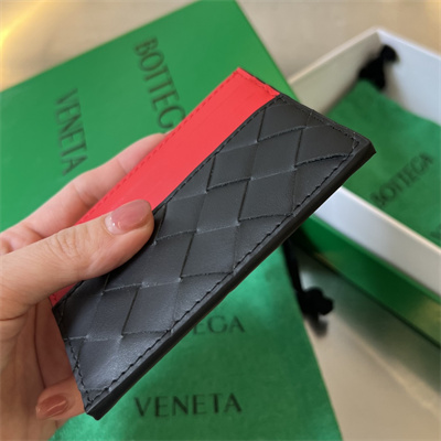 BV Card holder In Calfskin Leather Black/Red