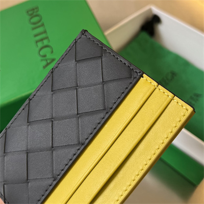 BV Card holder In Calfskin Leather Space/Pollen Yellow