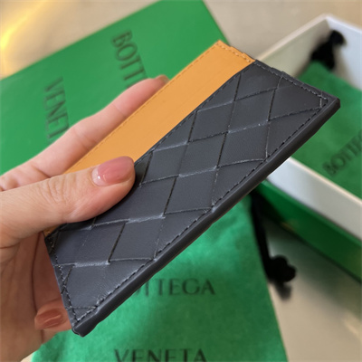 BV Card holder In Calfskin Leather Space/Gold
