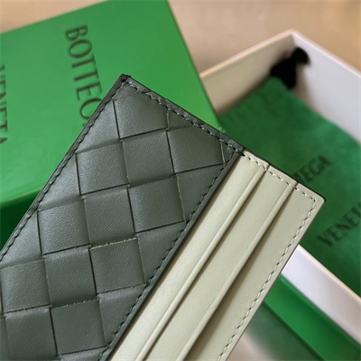 BV Card holder In Calfskin Leather Raintree/New Sauge