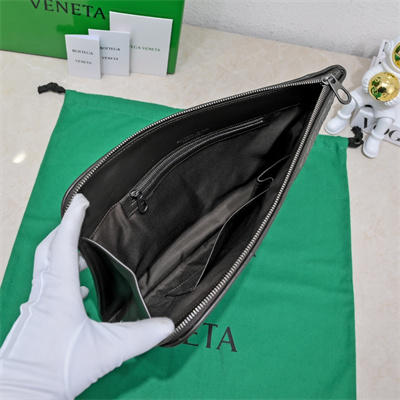 BV Zipper Pouch In Lambskin Leather Fondant Color 80-6