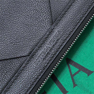 BV Zippy Pouch In Lambskin Leather Black Color 6689