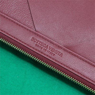 BV Zippy Pouch In Lambskin Leather Barolo Color 6689
