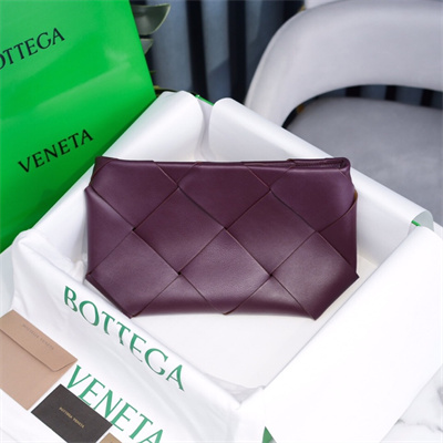 BV Zippy Pouch In Lambskin Leather Purple Color 6689