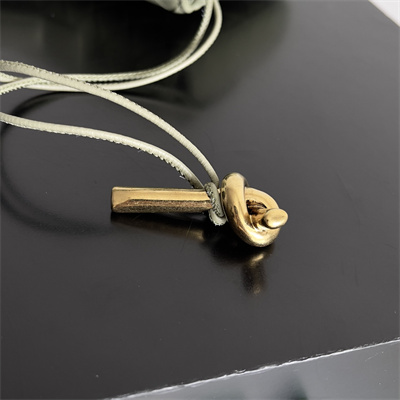 BV Long Clutch Andiamo With Handle In Lambskin Leather Travertine Color