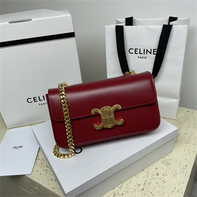 Ce**e chain shoulder bag cuir triomphe in shiny calfskin bordeaux