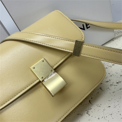 Ce**e teen classic box bag in pollen box calfskin leather