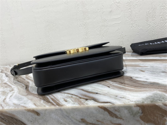 Ce**e classique triomphe bag in shiny calfskin black color