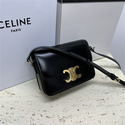 Ce**e teen triomphe bag in shiny calfskin black color