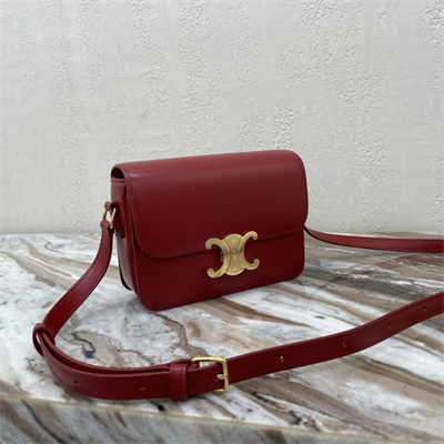Ce**e teen triomphe bag in shiny calfskin bordeaux color