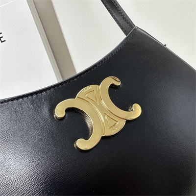 Ce**e medium tilly bag in shiny calfskin black